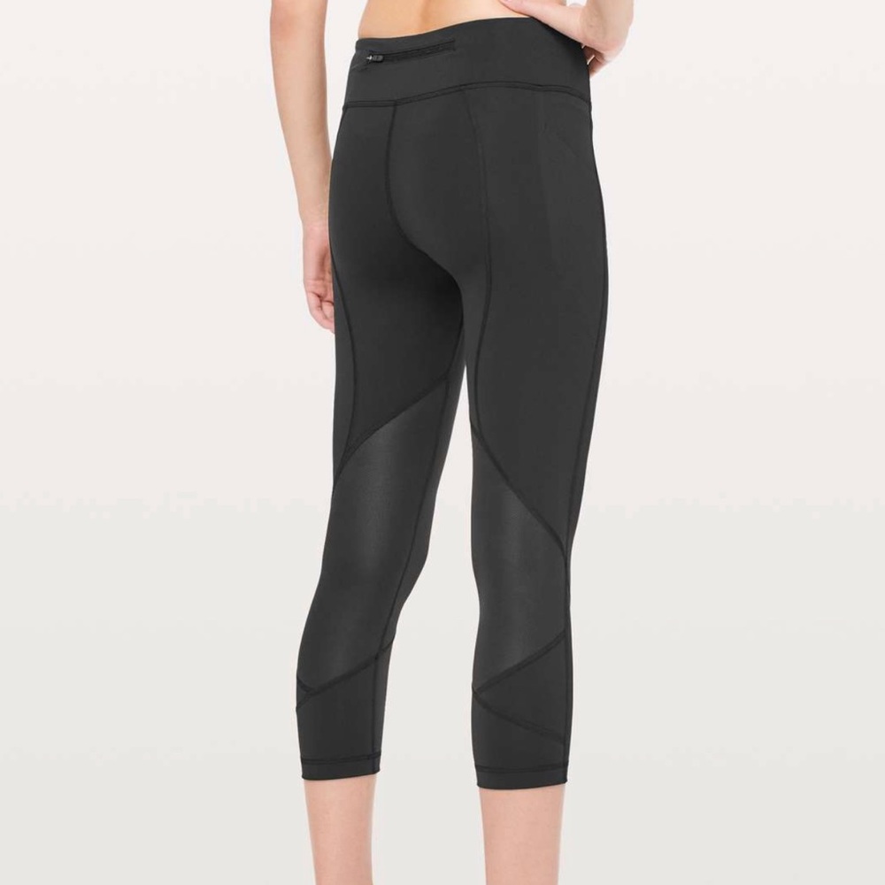 Lululemon Pace Rival Crop Full On Luxtreme 22”